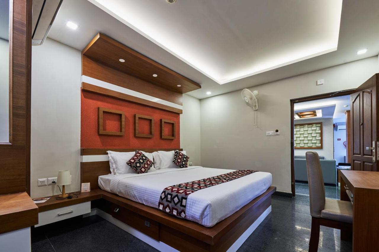 Hotel Vidya Residency à Thrissur Extérieur photo