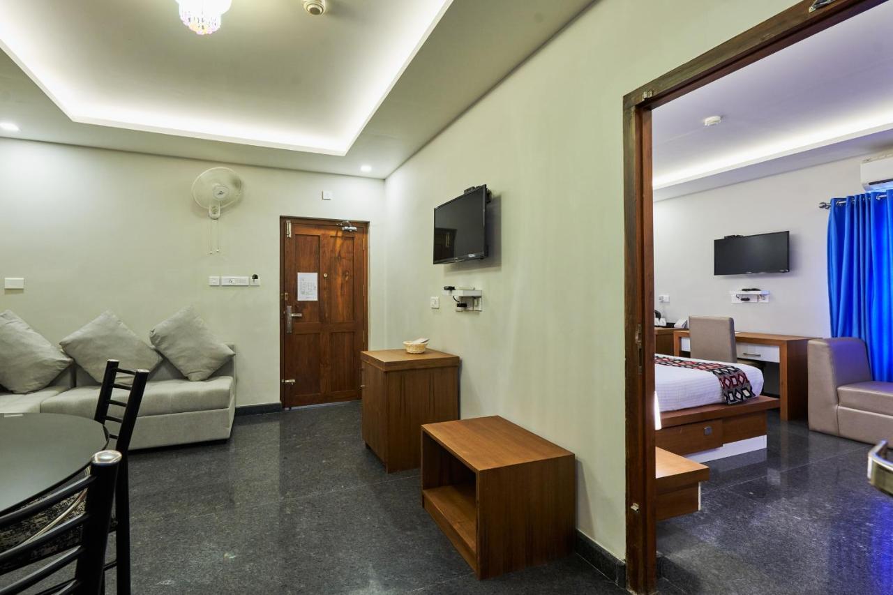 Hotel Vidya Residency à Thrissur Extérieur photo