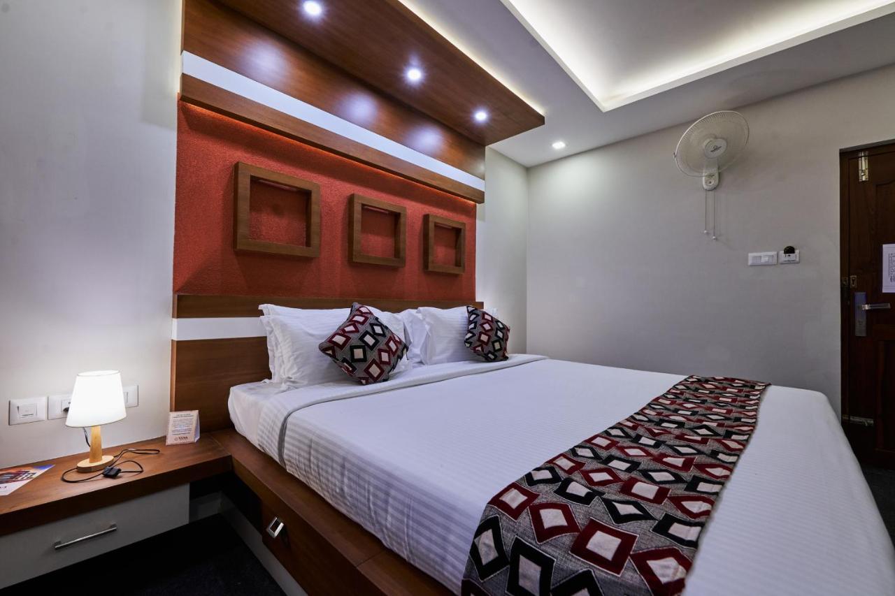 Hotel Vidya Residency à Thrissur Extérieur photo