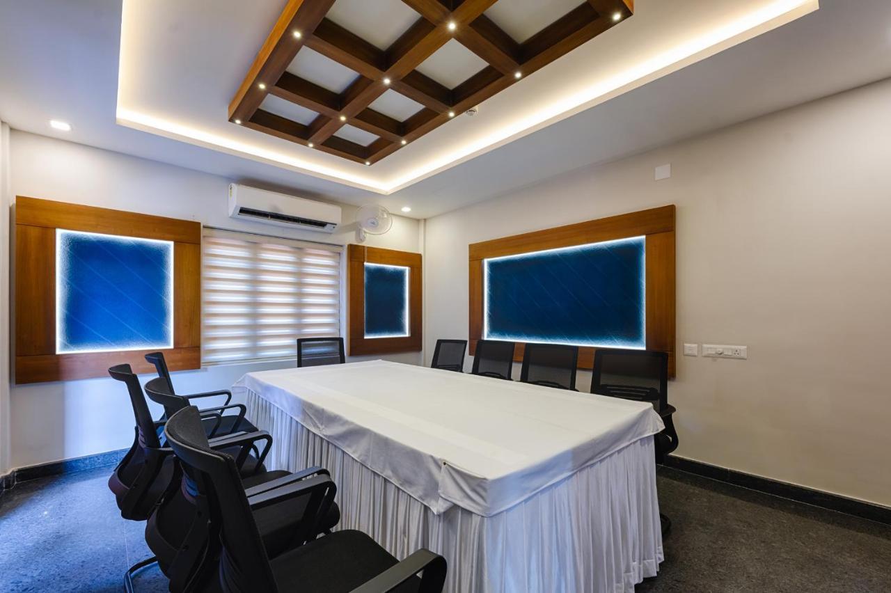 Hotel Vidya Residency à Thrissur Extérieur photo