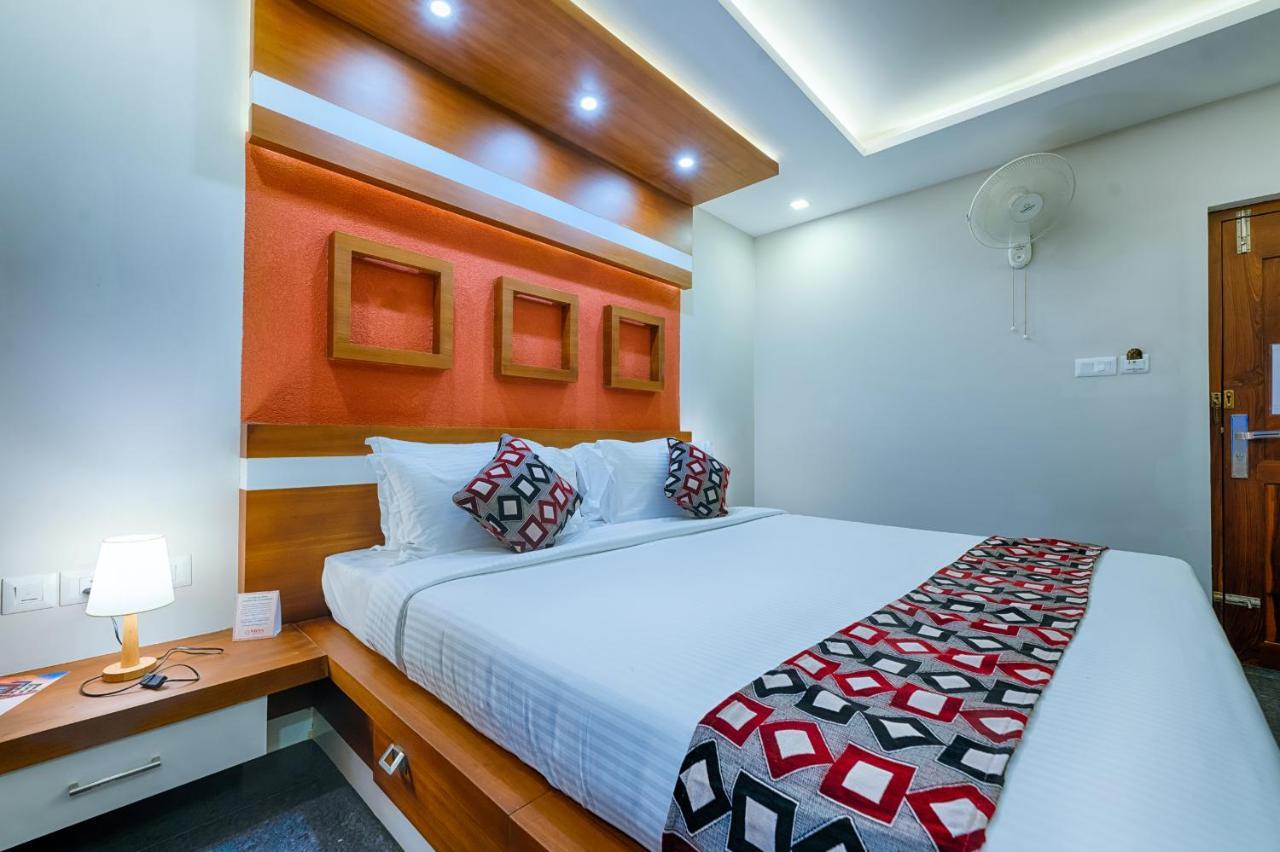 Hotel Vidya Residency à Thrissur Extérieur photo