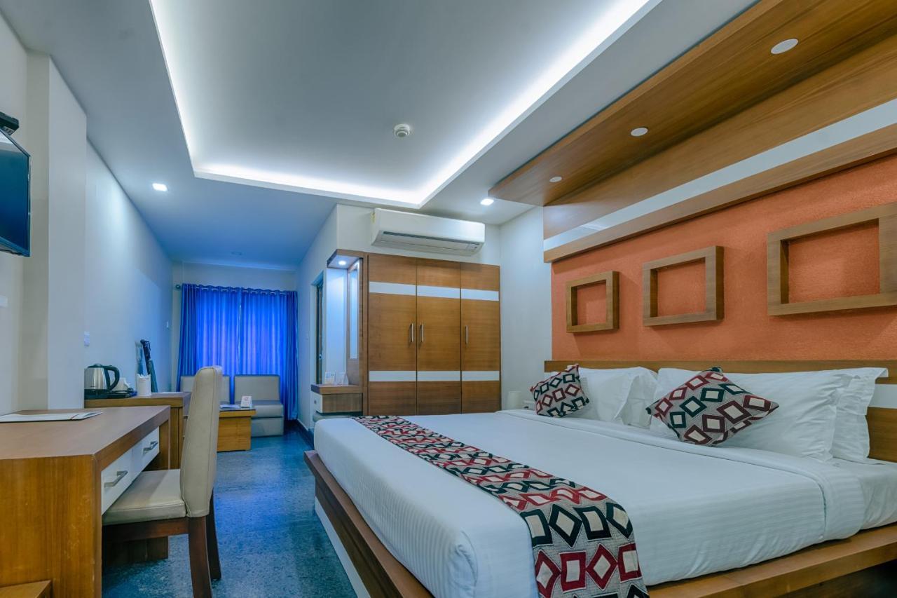 Hotel Vidya Residency à Thrissur Extérieur photo